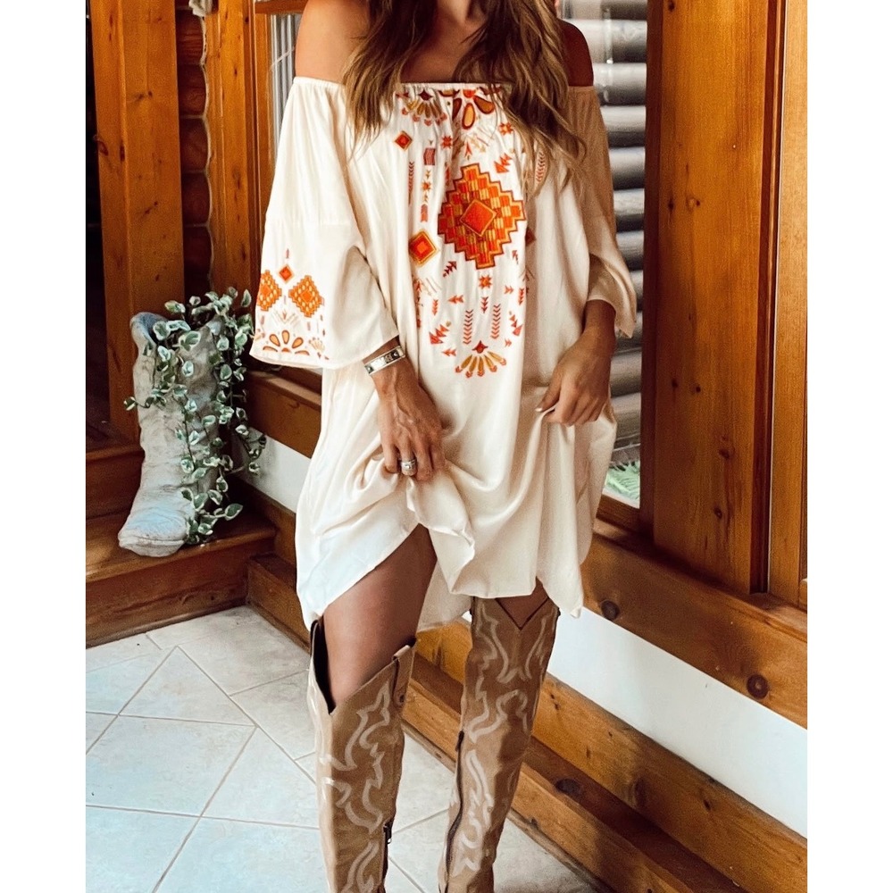 Lucky & Blessed Cream Embroidered Off Shoulder Boho Western Dress Medium DR007